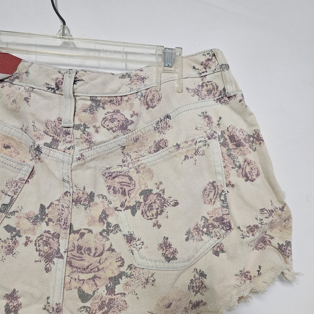 Mossimo Supply Denim Shorts Women's Size 12/31 - Picture 14 of 16